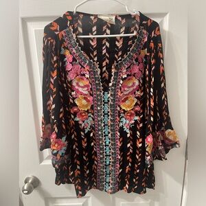 Savanna Jane boutique embroidered blouse